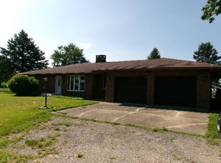 1074 N 2nd Rd, Dana, IL 61321