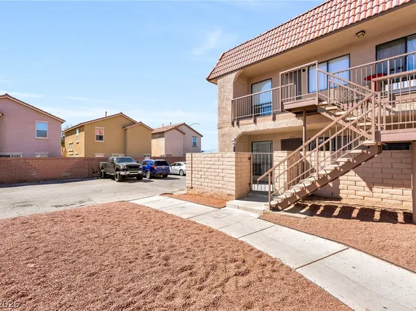 4300 N Lamont St APT 200, Sunrise Manor, NV 89115