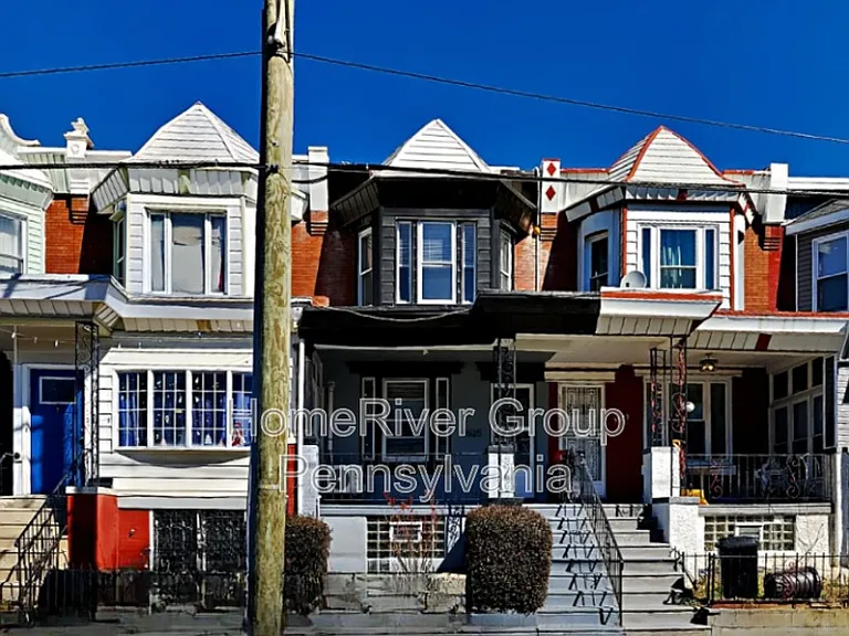 5525 Larchwood Ave #2 — Photo 2