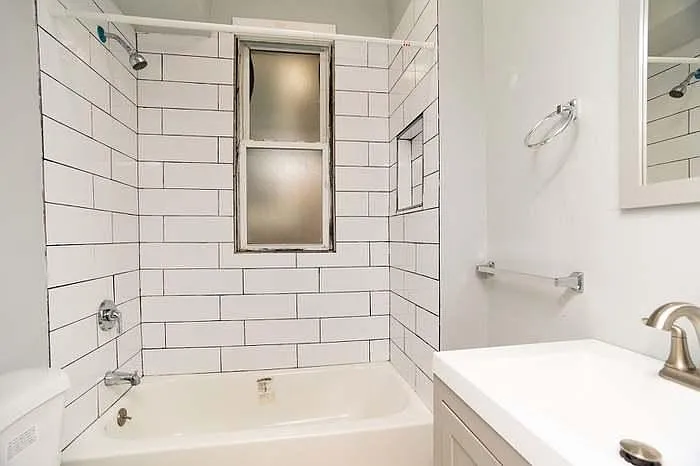 2657 N Ridgeway Ave — Photo 13