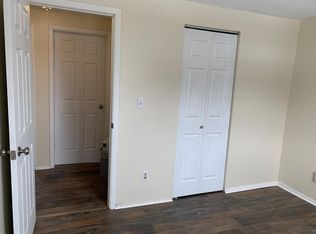 5524 Trastevere Rd, Clay, NY 13041