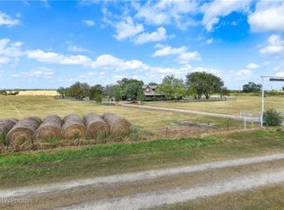 101 La Tierra, Hubbard, TX 76648