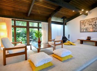 3322 Paty Dr, Honolulu, HI 96822