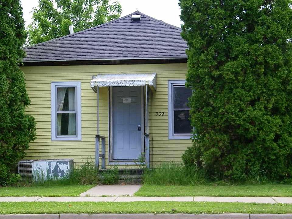 309 McLean Avenue, Tomah, WI 54660 MLS 1954030 Zillow