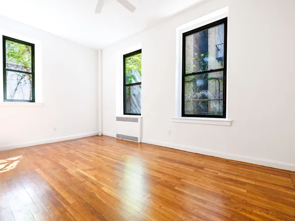 250 West 22nd Street 1B image 5 of 6