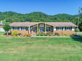 124 Apple Ln, Rogersville, TN 37857