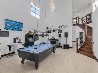 16165 SW 136th Ter, Miami, FL 33196