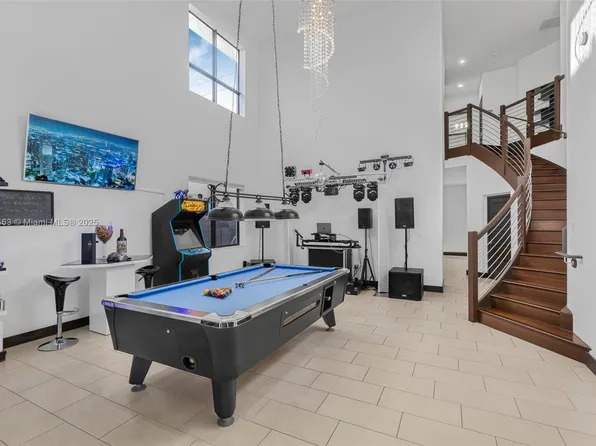 16165 SW 136th Ter, Miami, FL 33196