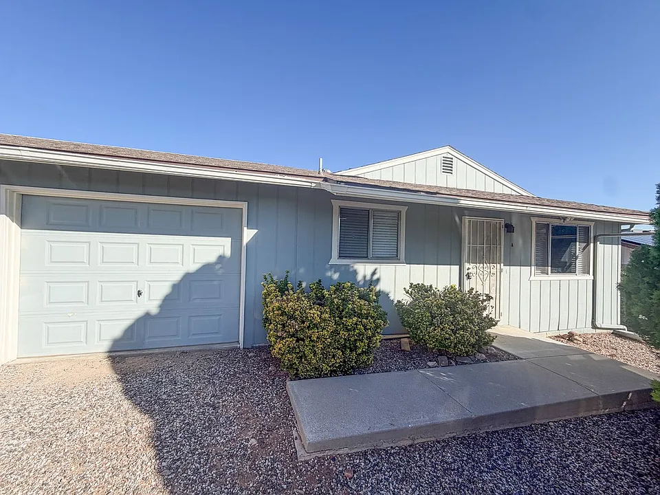 4036 E Mission Ln #A
