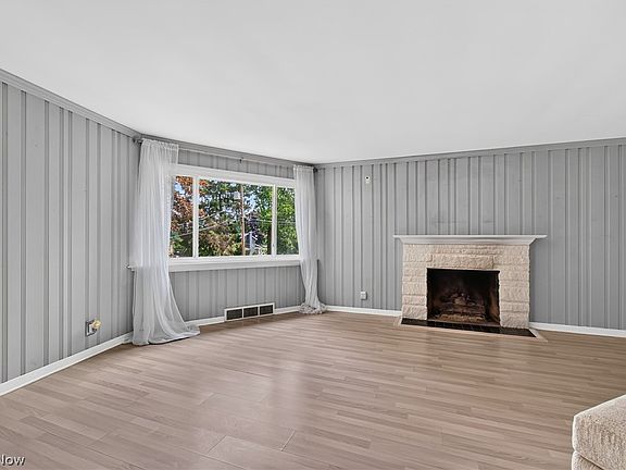 4th image of 5547 West Blvd NW