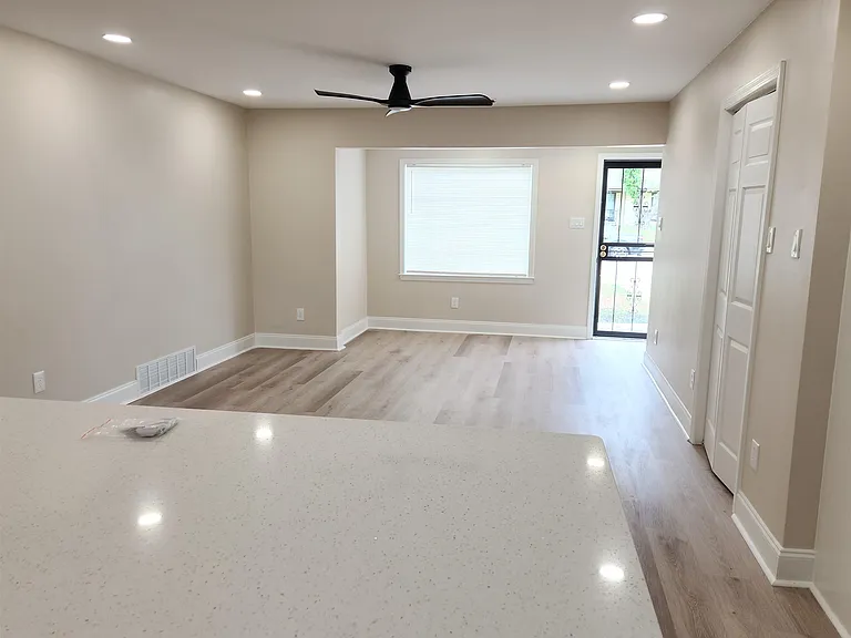 3785 Ladue St — Photo 6