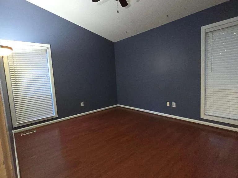 82 Mannsfield Crescent Way #B — Photo 25