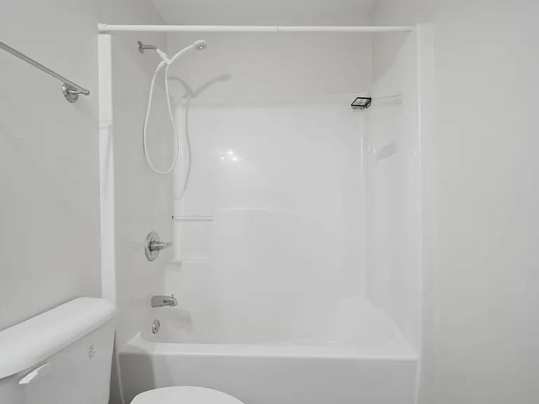 166 Cove Hl — Photo 34