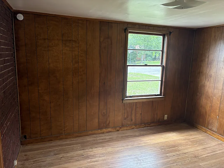 137 Belvedere Ct — Photo 21