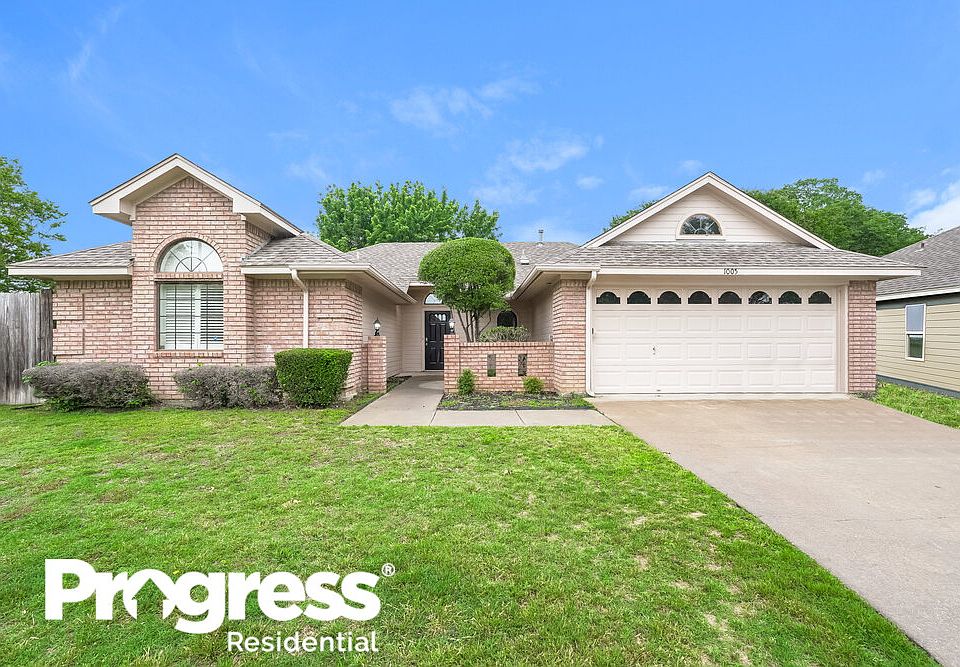 1st image of 1005 Milby Oaks Cir