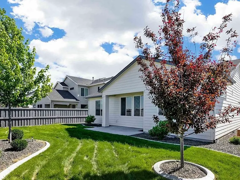 18245 Hush Creek Way — Photo 3