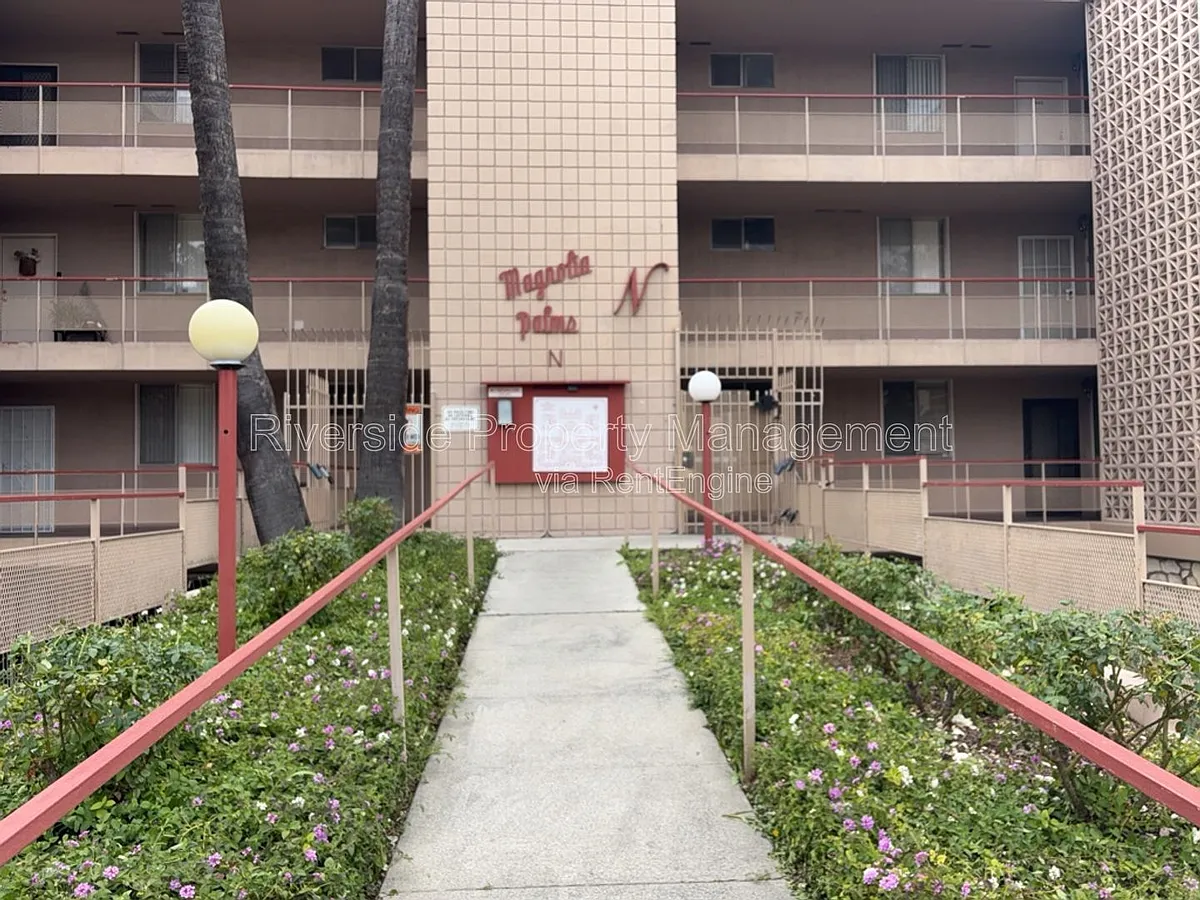 Building Photo - 6979 Palm Ct #144N