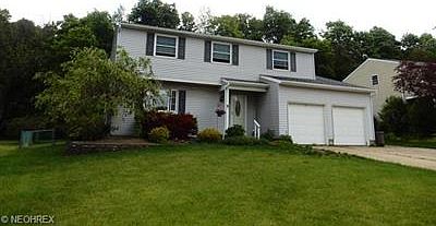 1st image of 3165 Holly Dr