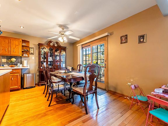 4th image of 7057 W 100th St