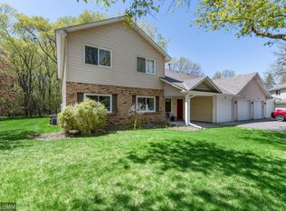 10340 Linnet Cir NW APT 23, Coon Rapids, MN 55433