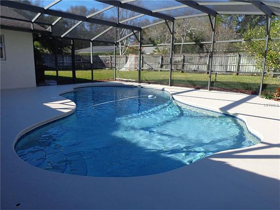 3rd image of 8475 Sandberry Blvd