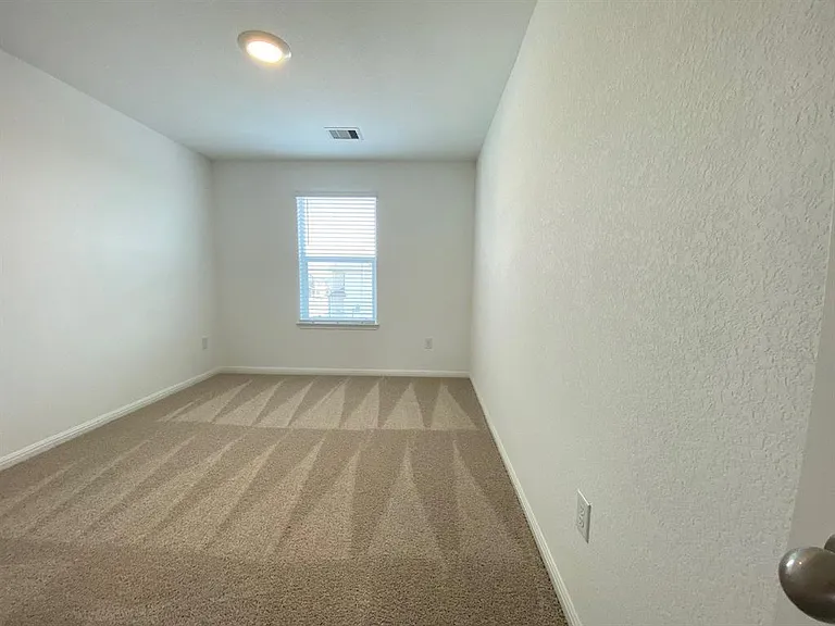 225 Saide St — Photo 21