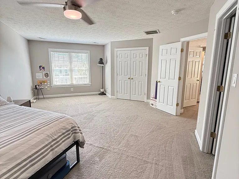 115 Sheldon Ct — Photo 18
