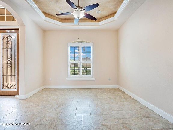 2nd image of 1527 Abberton Ct