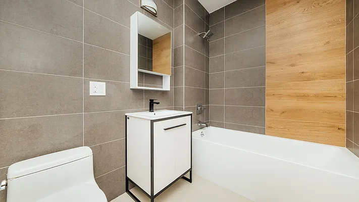 Rented by Nooklyn NYC LLC | media 5