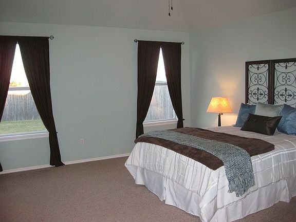 Spacious master bedroom