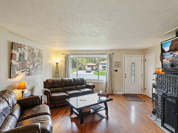 5th image of 8521 E Bridgeport Ave