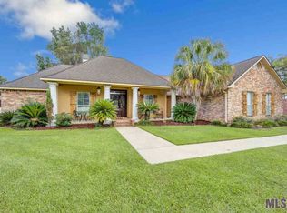 9841 Meadow Ln, Denham Springs, LA 70706