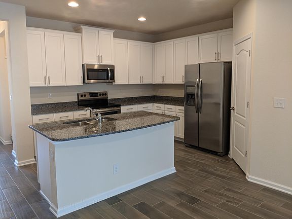 5th image of 221 Servia Dr