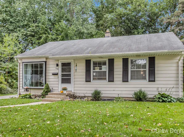 736 Barnett Pl NE, Grand Rapids, MI 49503