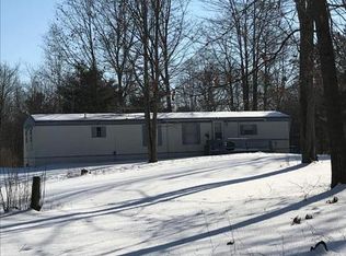 1096 Beech Rd, Beaverton, MI 48612