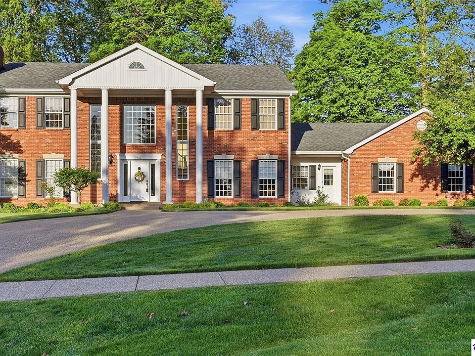 1st image of 411 Red Bud Dr
