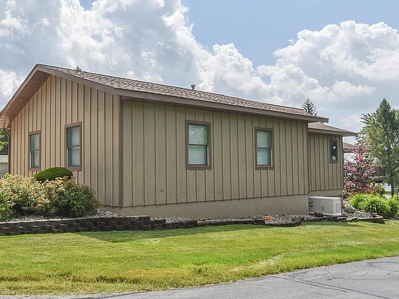 4th image of 214 Narrows Rd