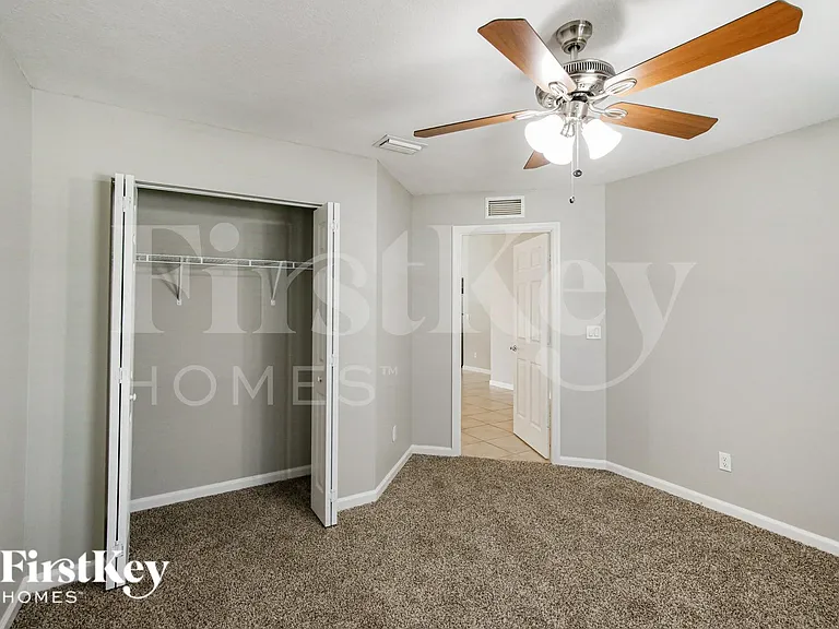 1351 SW Amboy Ave — Photo 11