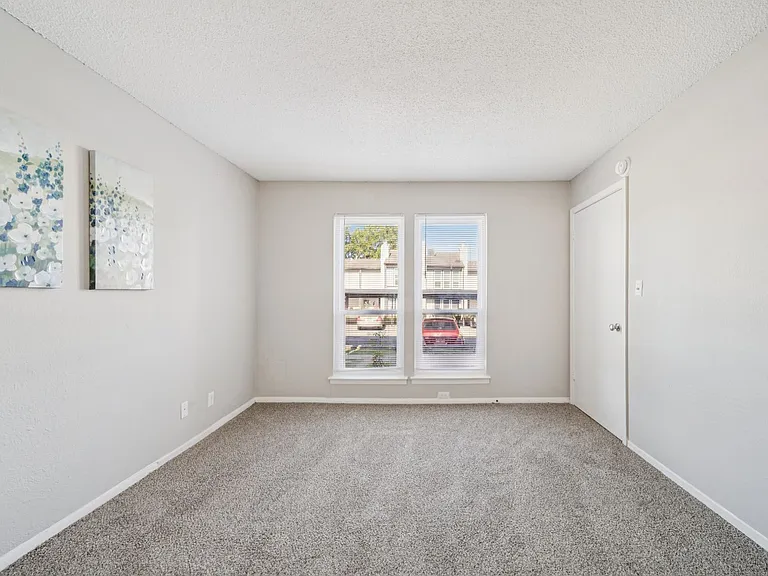 Cedar Park Apartments — Photo 61