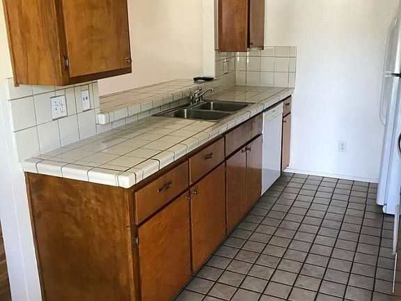 2nd image of 240 Bendorf Dr APT 2