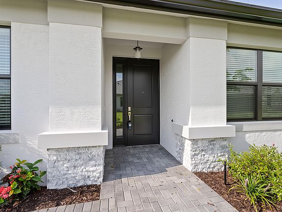 2nd image of 12578 SW Dream River Road