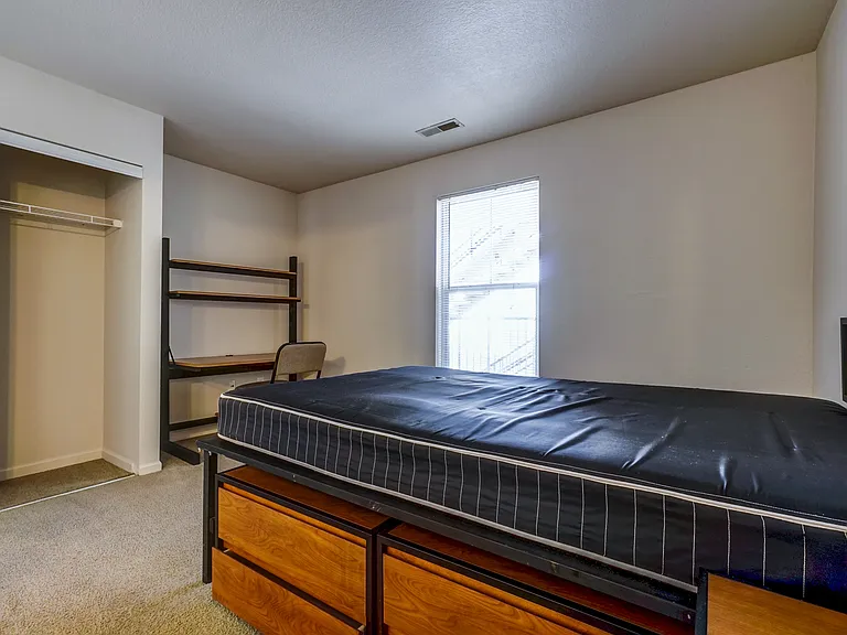 Village at Bluegrass Apartments — Photo 38