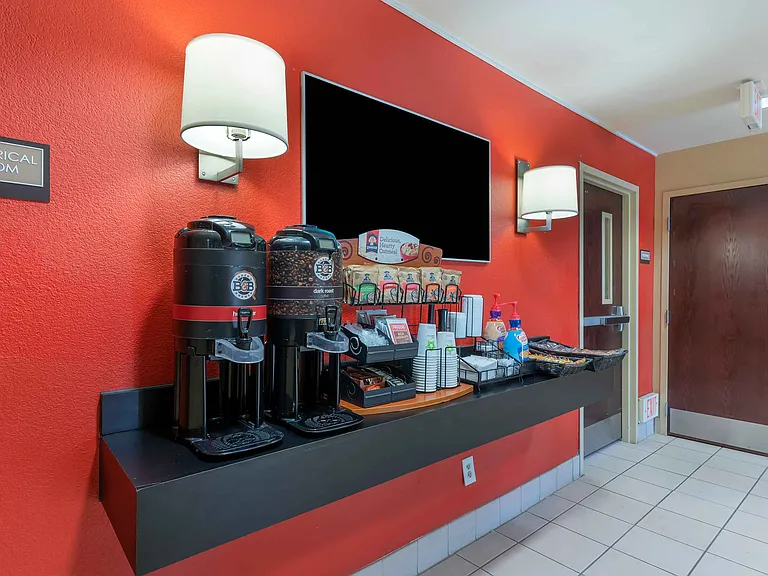 Lobby and Guest Check-in