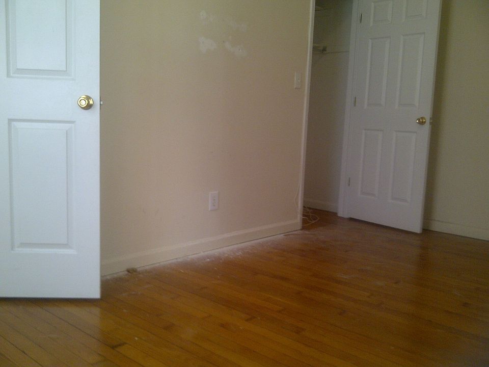 2nd image of 2350 Broadway #A
