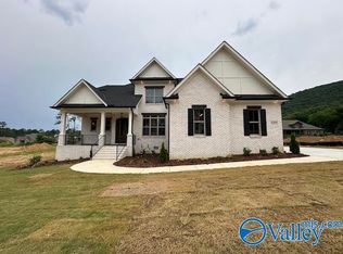 1309 Cardinal Cove Dr, Huntsville, AL 35803