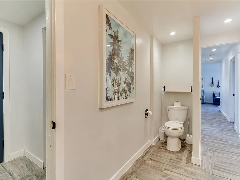 6108 Springvale Dr — Photo 13