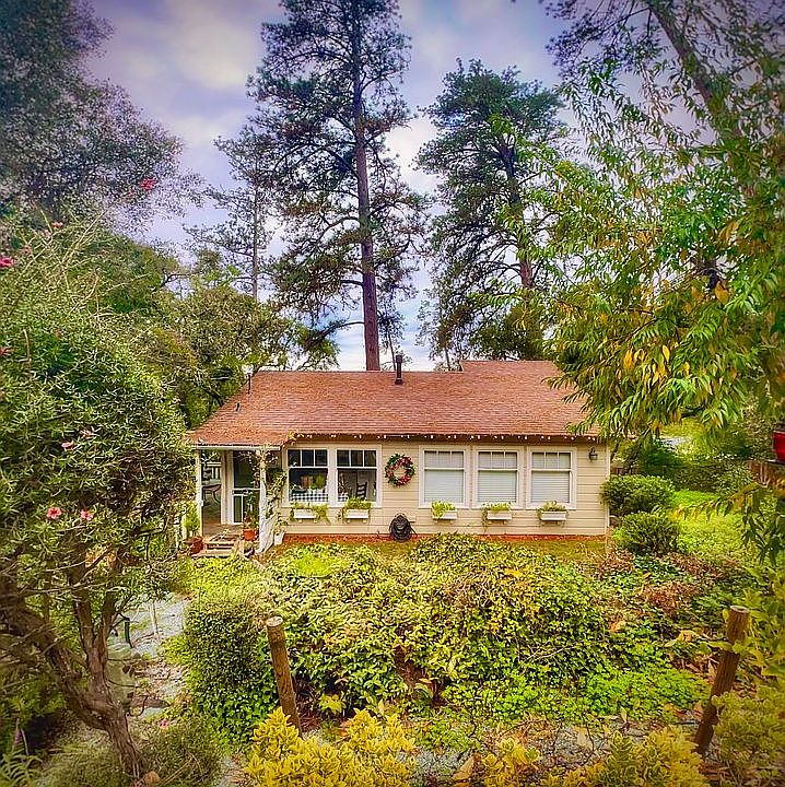 1st image of 5 Madrone Ave