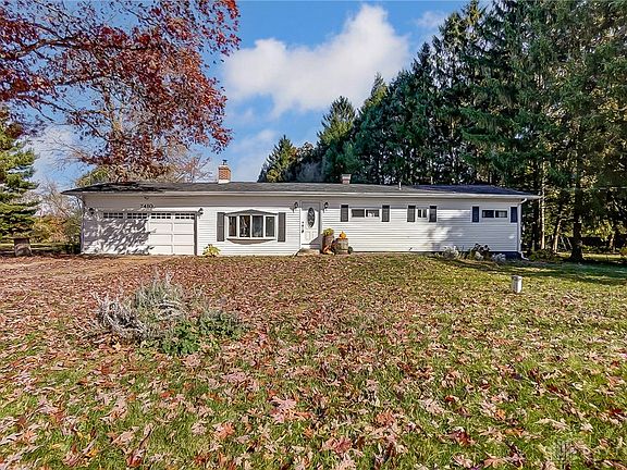 4th image of 7410 Rebecca Dr