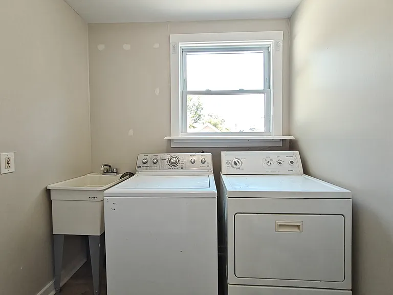 4 Pacific Ave #A — Photo 10