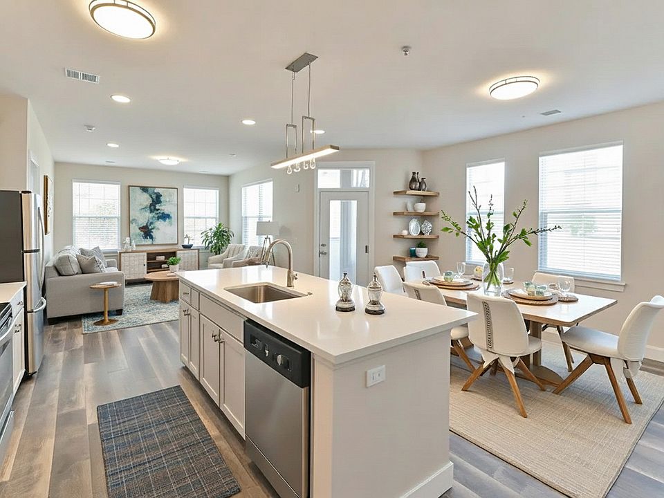 2 BR/2 BA Kitchen and dining